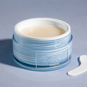 RADIANCE CREAM MOUSSE