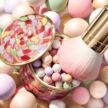 GUERLAIN-Meteorites Light-Revealing Powder Beads