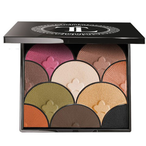 Der Fächer-Lidschatten-Palette